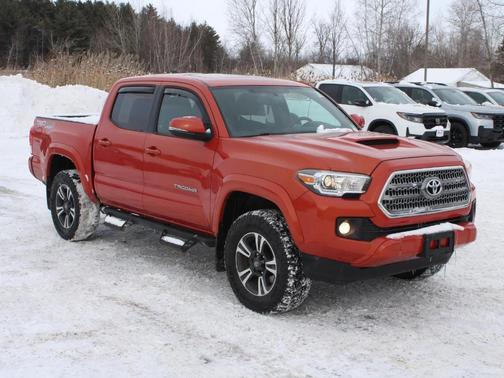 2017 Toyota Tacoma TRD Sport