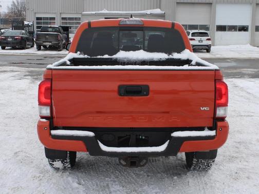 2017 Toyota Tacoma TRD Sport