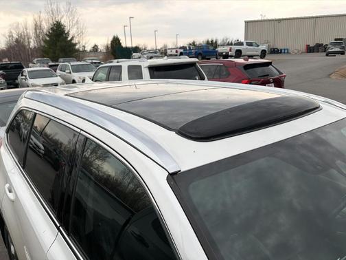 Blizzard Pearl 2017 Toyota Highlander Limited Platinum