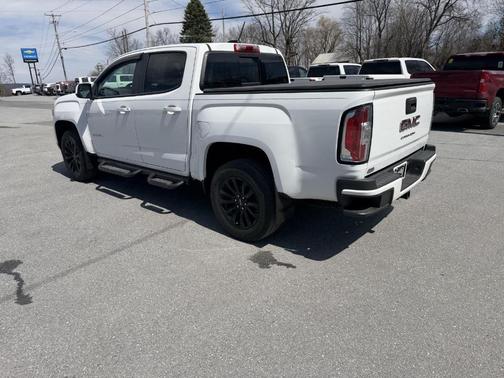Summit White 2022 GMC Canyon Elevation