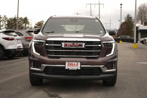 2024 GMC Acadia Elevation