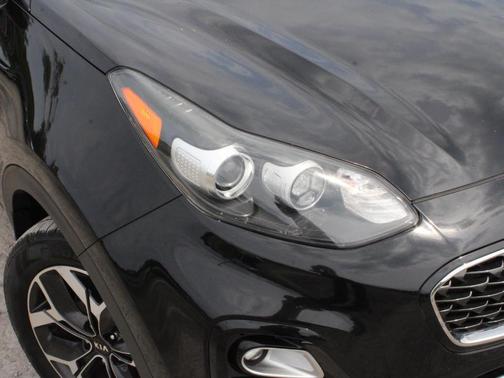 2020 Kia Sportage EX