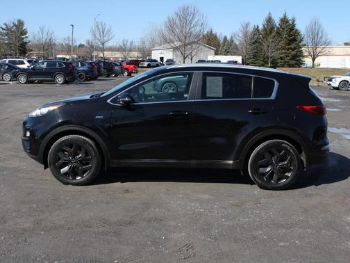 Black Cherry Pearl 2020 Kia Sportage S