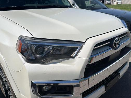 Blizzard Pearl 2021 Toyota 4Runner Limited