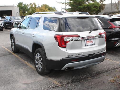 2020 GMC Acadia SLT