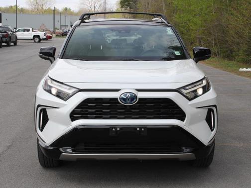 Wind Chill Pearl 2024 Toyota RAV4 Hybrid XSE