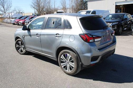 2024 Mitsubishi Outlander Sport ES