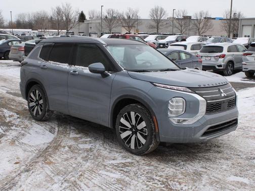 2026 Mitsubishi Outlander SEL