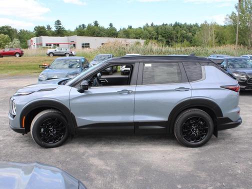 2025 Mitsubishi Outlander Trail Edition