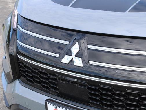 2025 Mitsubishi Outlander Trail Edition