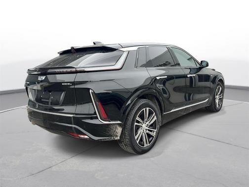 Stellar Black Metallic 2025 Cadillac LYRIQ Luxury