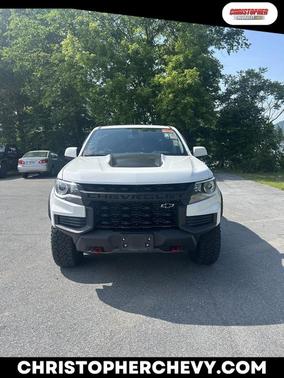Summit White 2022 Chevrolet Colorado ZR2