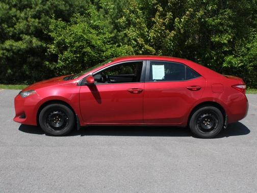 Barcelona Red Metallic 2017 Toyota Corolla LE