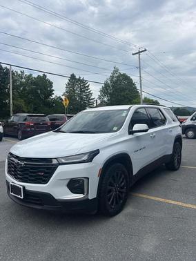 Summit White 2023 Chevrolet Traverse RS