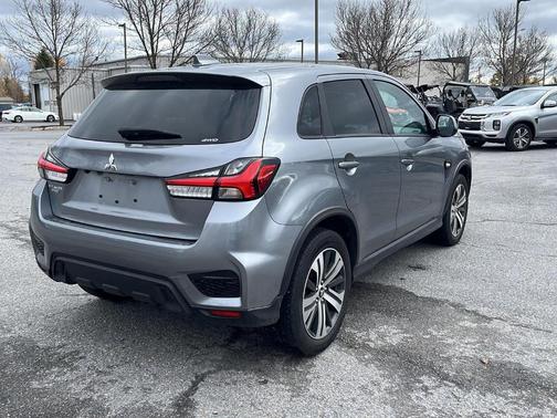2024 Mitsubishi Outlander Sport ES
