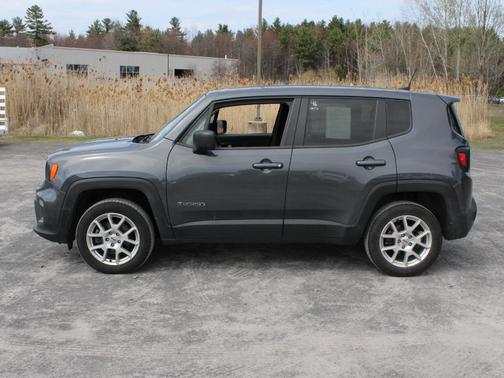 Graphite Gray 2023 Jeep Renegade Latitude
