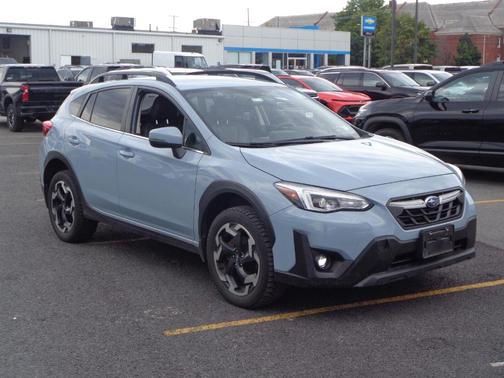 Cool-Gray Khaki 2022 Subaru Crosstrek Limited