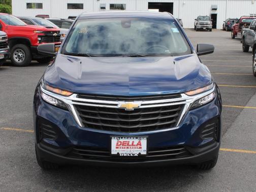 Blue Glow Metallic 2023 Chevrolet Equinox LS