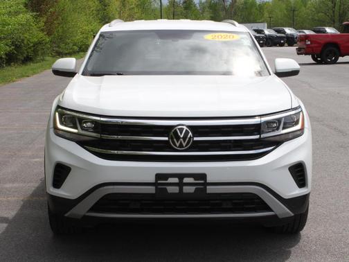 Pure White 2020 Volkswagen Atlas Cross Sport 3.6L V6 SE w/Technology