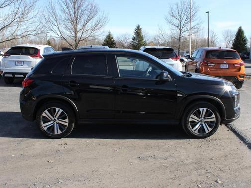 2024 Mitsubishi Outlander Sport ES