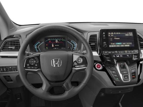 White Diamond Pearl 2018 Honda Odyssey Elite