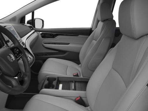 White Diamond Pearl 2018 Honda Odyssey Elite