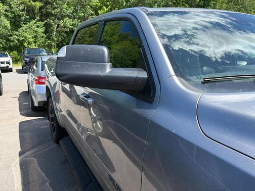 Billet Silver Metallic Clearcoat 2022 RAM 1500 Laramie