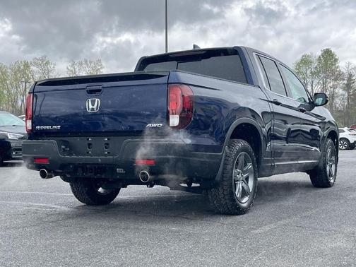 Obsidian Blue Pearl 2023 Honda Ridgeline RTL