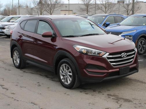2017 Hyundai TUCSON SE