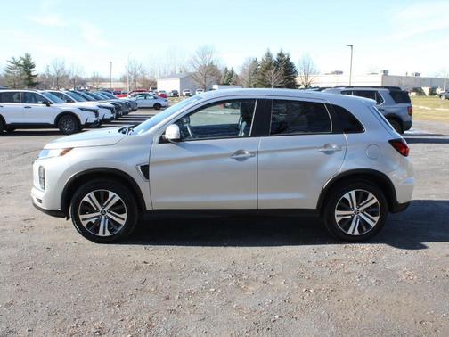 2023 Mitsubishi Outlander Sport SE