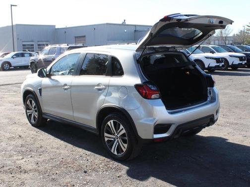2023 Mitsubishi Outlander Sport SE