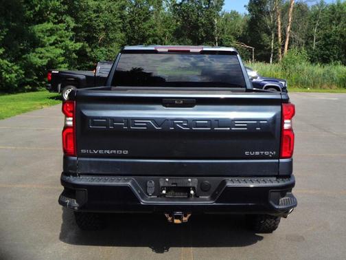 Shadow Gray Metallic 2019 Chevrolet Silverado 1500 Custom Trail Boss