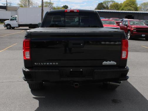 Black 2018 Chevrolet Silverado 1500 High Country