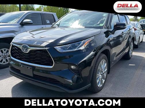 Midnight Black Metallic 2023 Toyota Highlander Hybrid Limited