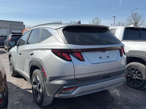 Shimmering Silver 2025 Hyundai TUCSON SEL