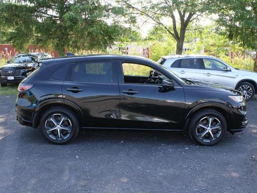 Crystal Black Pearl 2024 Honda HR-V EX-L