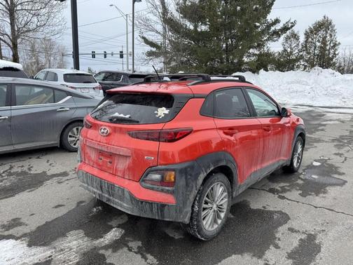 2020 Hyundai KONA SEL