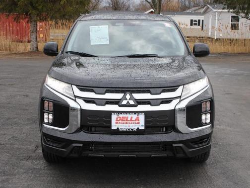 Labrador Black Pearl 2026 Mitsubishi Outlander Sport 2.0 ES