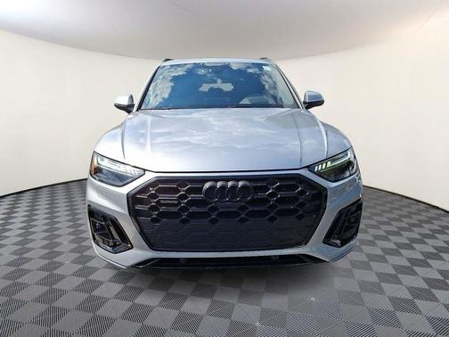 2025 Audi Q5 45 S line Prestige