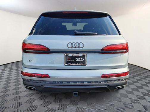 2025 Audi Q7 45 Premium Plus