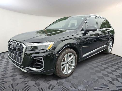 2025 Audi Q7 55 Prestige