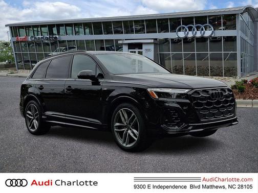 Mythos Black Metallic 2026 Audi Q7 55 Prestige