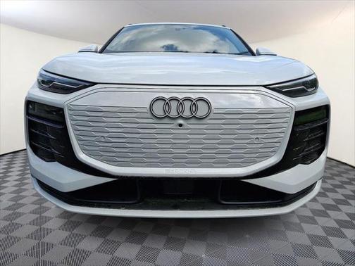 2025 Audi Q6 e-tron Premium