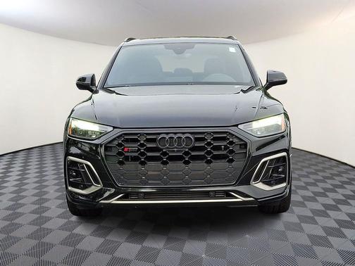 Mythos Black Metallic 2025 Audi SQ5 3.0T Premium Plus