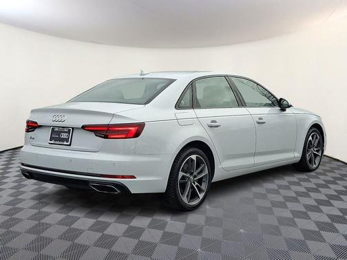 2019 Audi A4 40 Titanium Premium