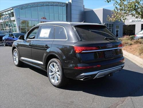 2025 Audi Q7 55 Premium Plus