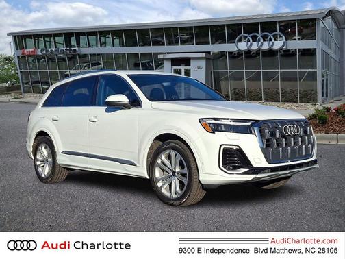 2025 Audi Q7 55 Premium Plus