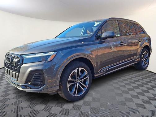 2026 Audi Q7 45 Premium Plus