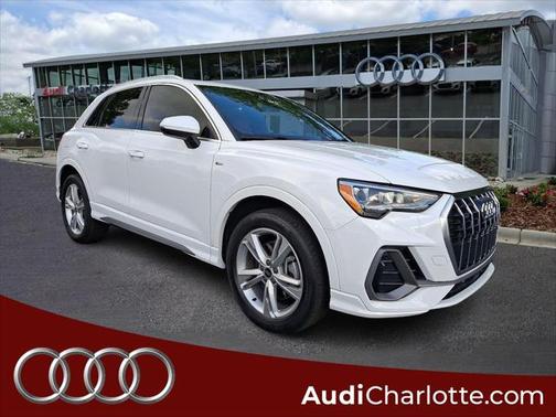 2022 Audi Q3 45 S line Premium