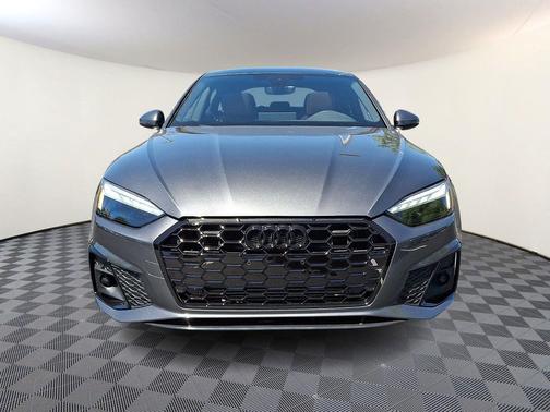 Daytona Gray Pearl Effect 2025 Audi A5 Sportback 45 S Line Premium